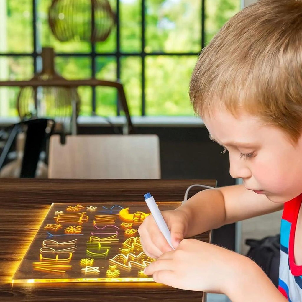 Kinder-Schreibtablet mit LED-Beleuchtung und wiederverwendbarer Oberfläche für Kunst | Temsk