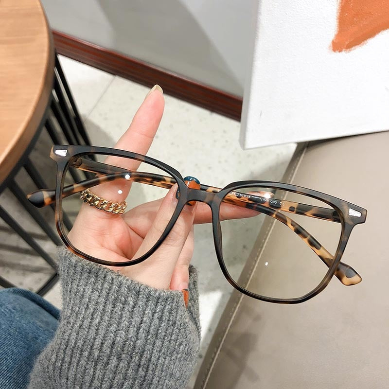 Myopic Diopter Glasses with Blue Light Protection - FocusFrame | Temsk