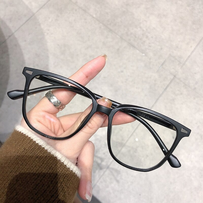 Myopic Diopter Glasses with Blue Light Protection - FocusFrame | Temsk