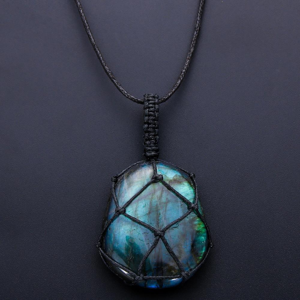 Mystical Labradorite Dragonheart Necklace - Aris | Temsk