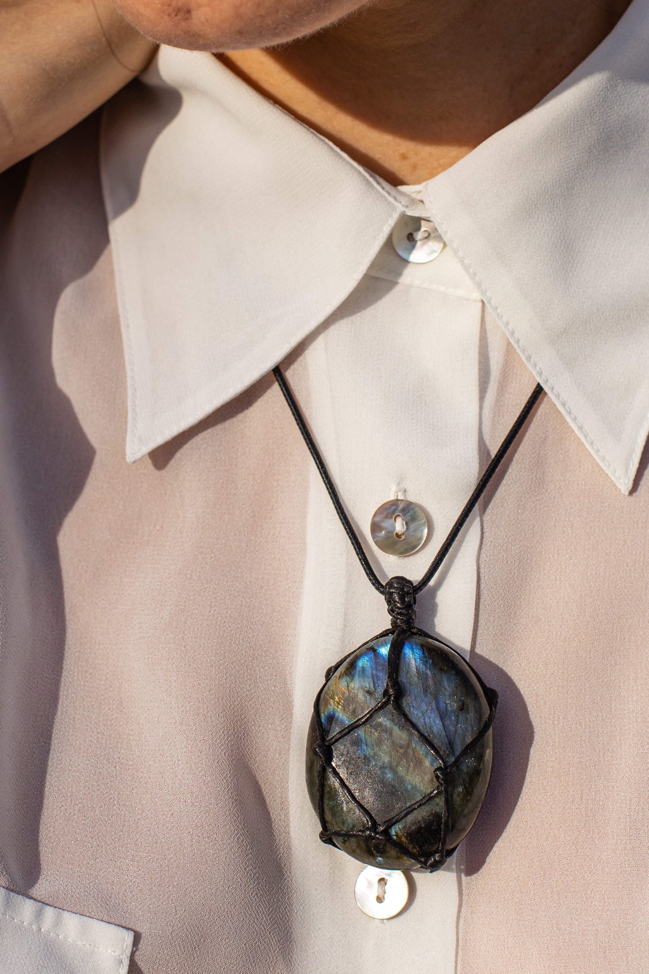 Mystical Labradorite Dragonheart Necklace - Aris | Temsk