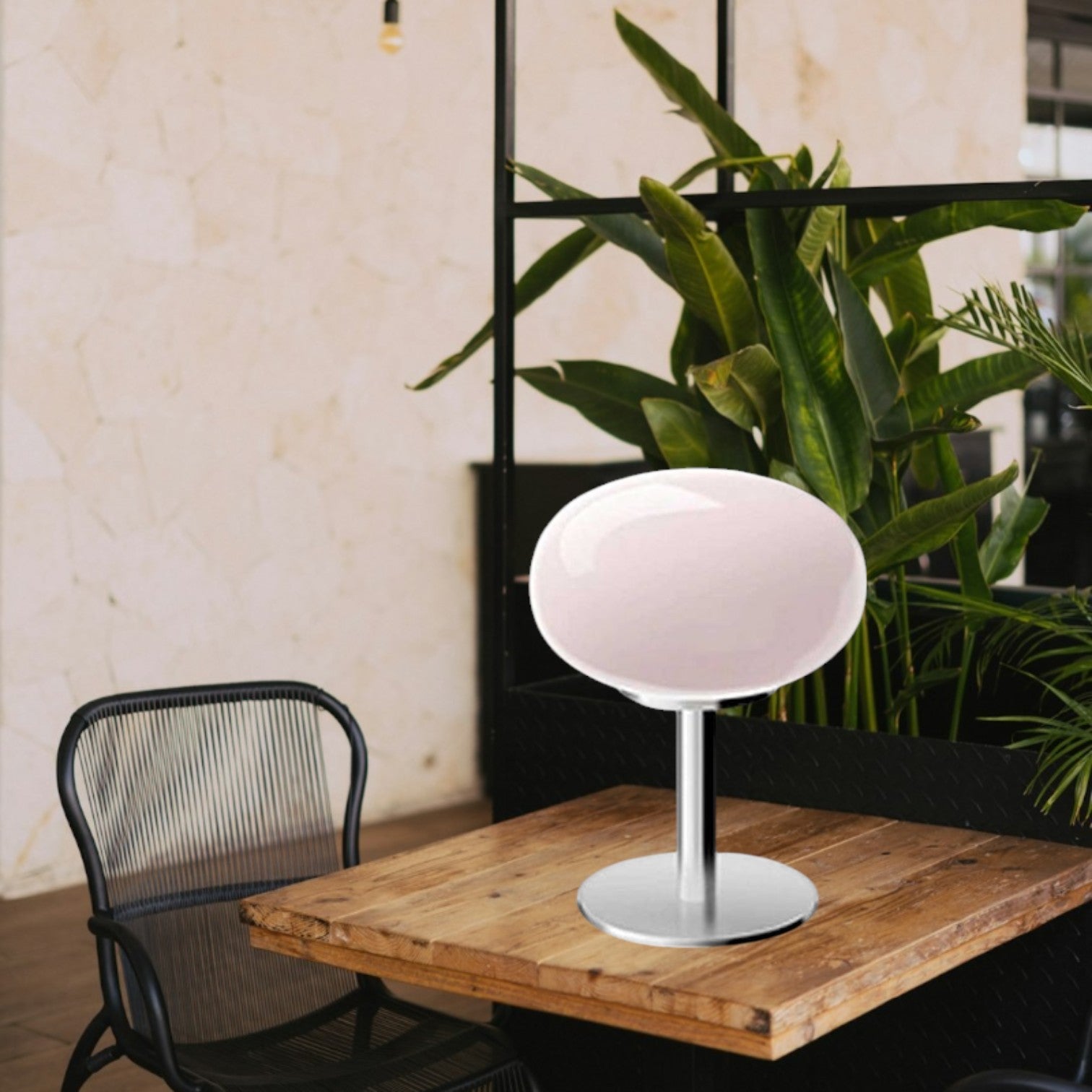 Aurelia Italian Glass Egg Table Lamp With Ambient LED Lighting | Temsk