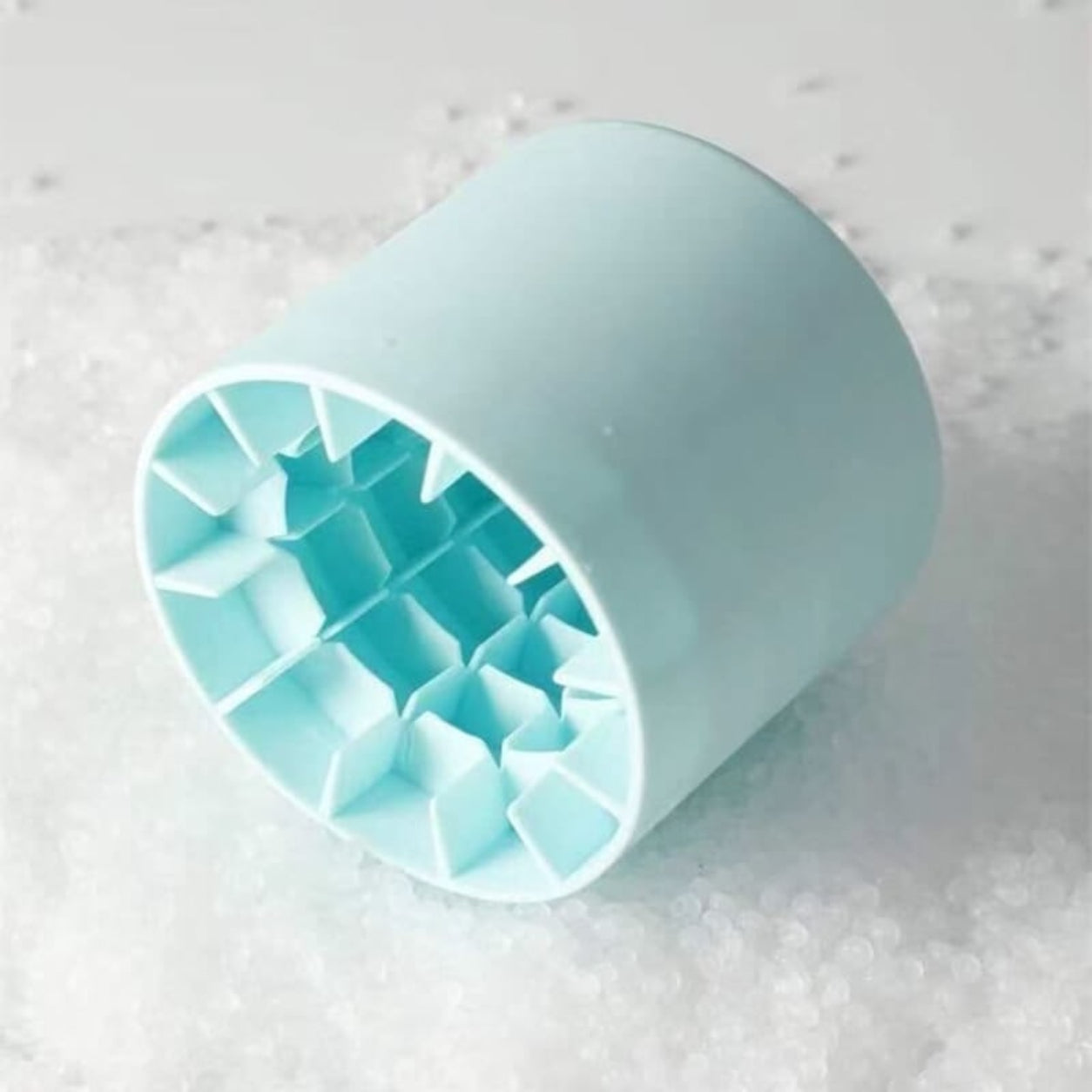 Kompakte tragbare Eiswürfelschale mit Deckel für stapelbare Würfel | Temsk