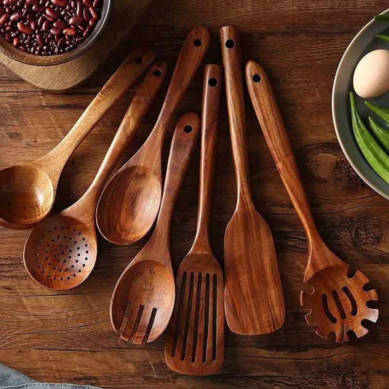Teak Kitchen Utensil Set For Elegant Cooking In Modern Kitchen | Temsk