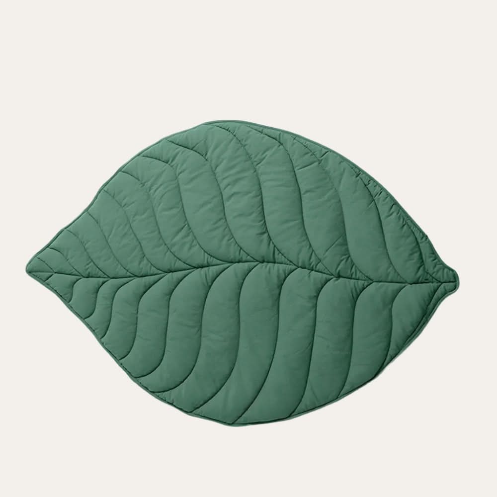 LeafHaven Leaf Shaped Dog Blanket With Soft Padding And Versatile Use | Temsk