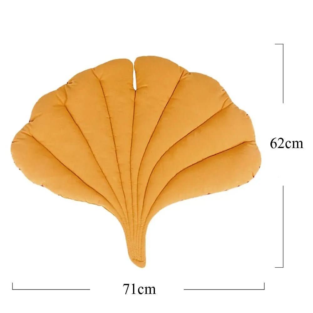 LeafHaven Leaf Shaped Dog Blanket With Soft Padding And Versatile Use | Temsk