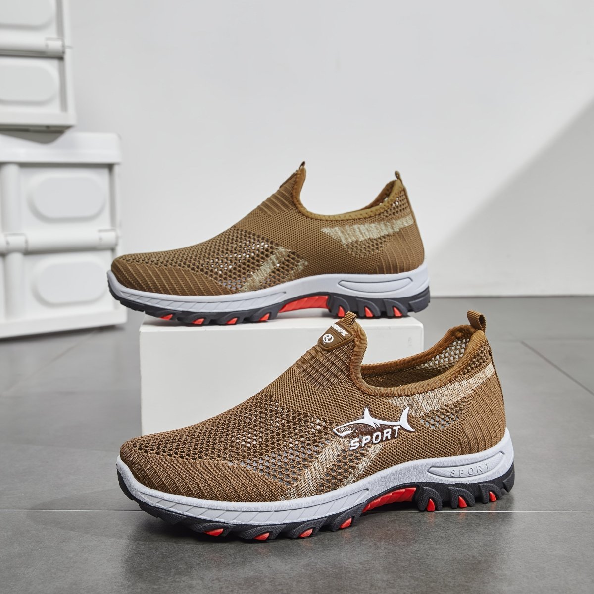 Walking Shoes Lightweight Breathable Slip-On | Temsk