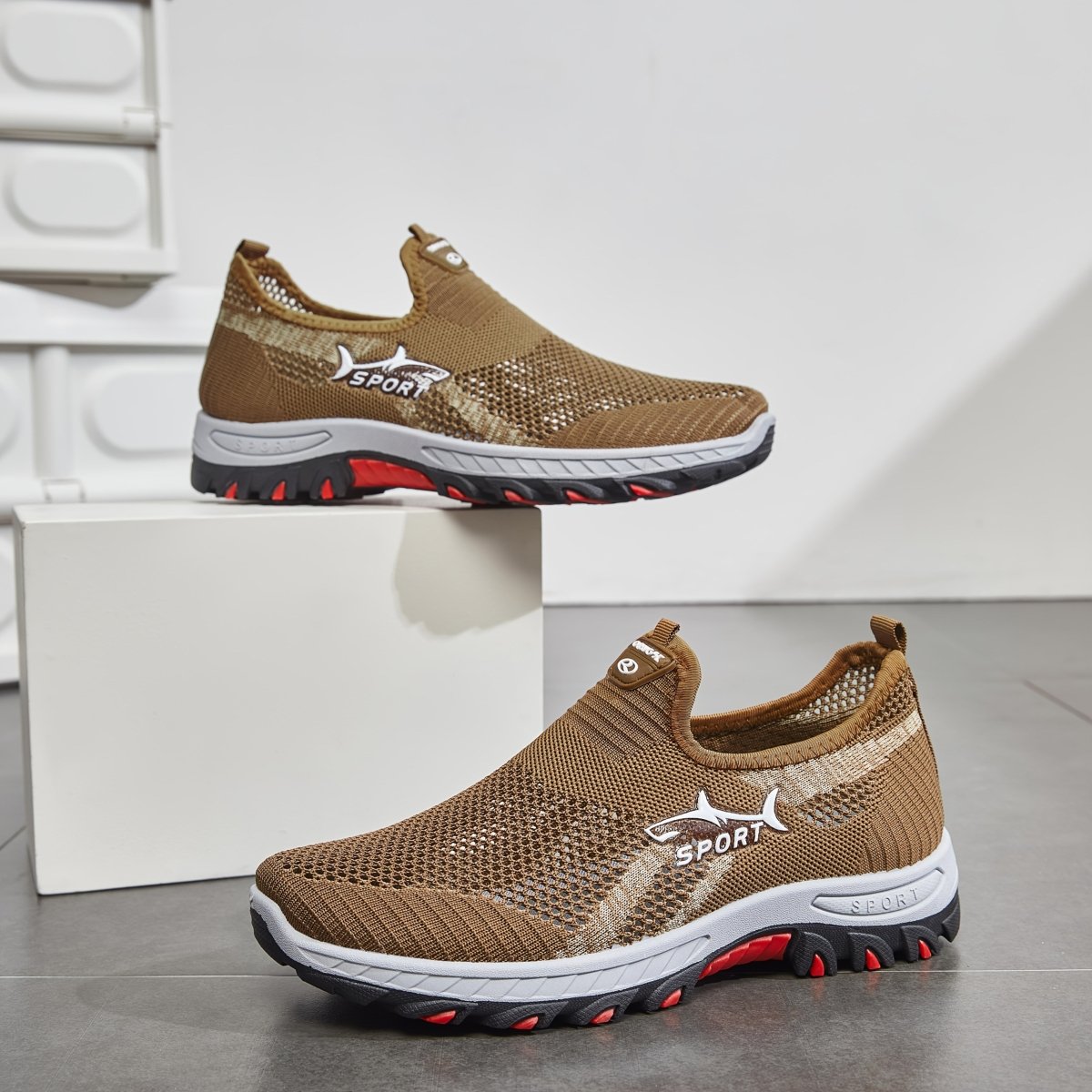 Walking Shoes Lightweight Breathable Slip-On | Temsk