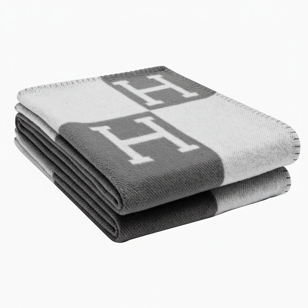 Damen Kuscheldecke mit modernem Design für entspannte Abende | Temsk